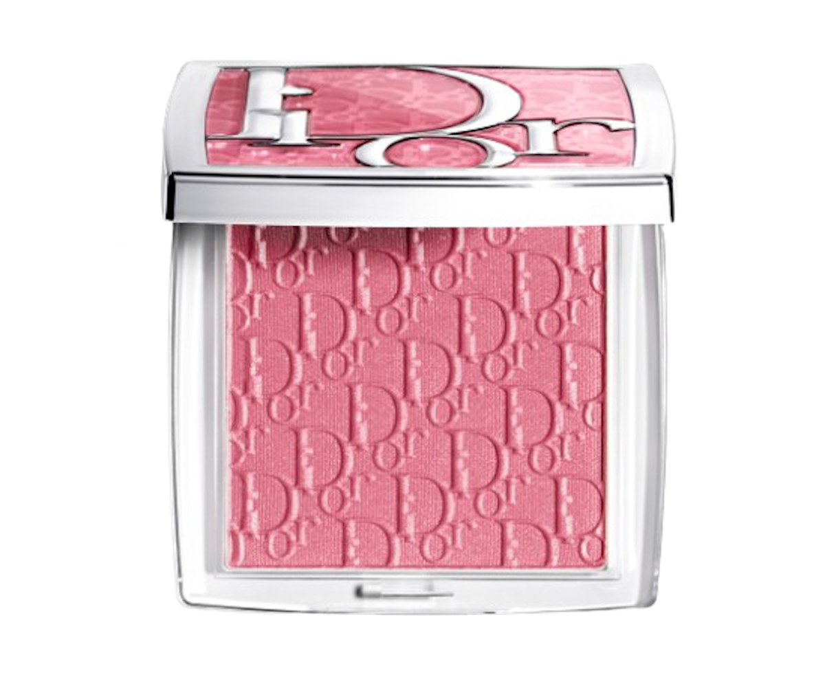 Colorete Dior Backstage Rosy Glow en el tono «Dragonfruit», perfecto para lograr la «digicam face»