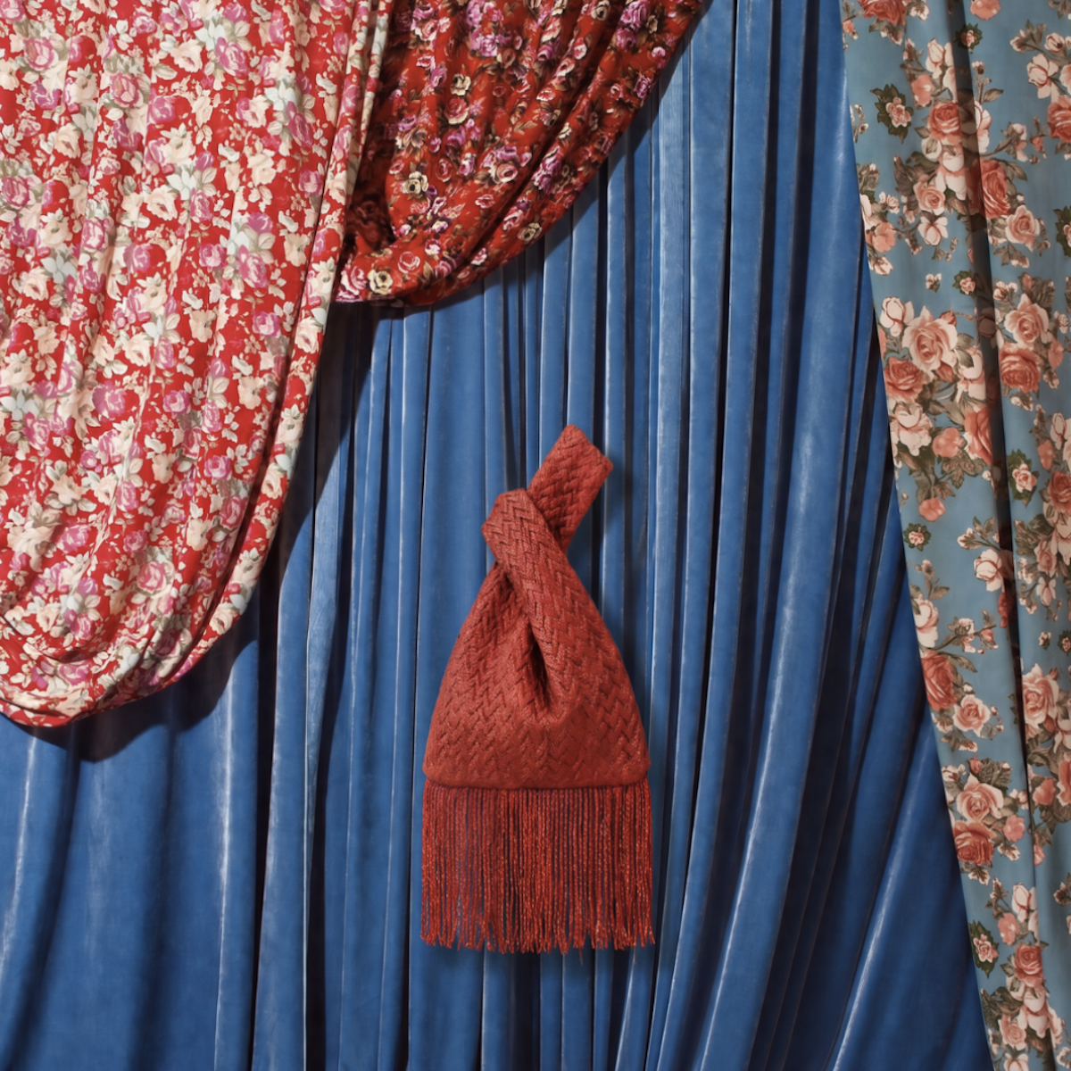 Uno de los bolsos de la nueva colección de Paloma Herce y BLUELOW