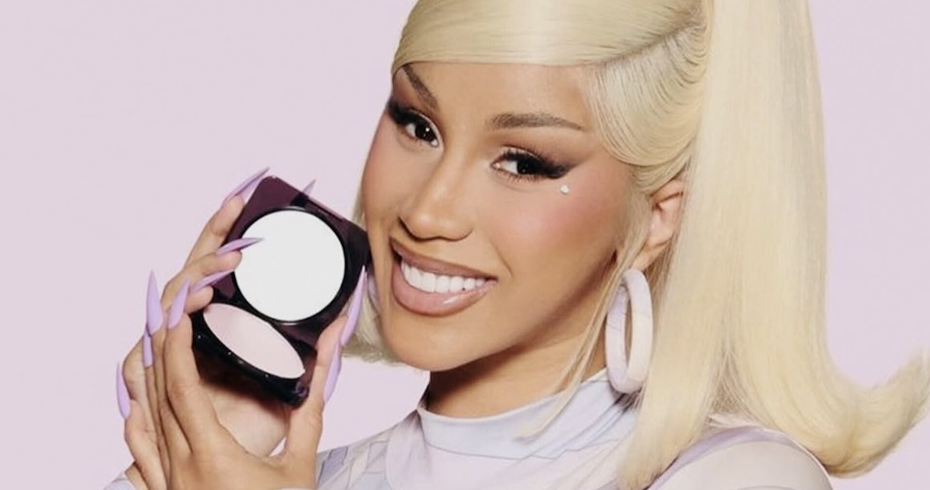 Estos son los mejores lanzamientos de belleza del momento. Imagen: cortesía de Huda Beauty