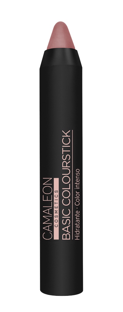 Basic Colourstick Nude Arena, de Camaleon Cosmetics, un labial cremoso ideal para conseguir el efecto «blurred lips». Precio: 11,85 €