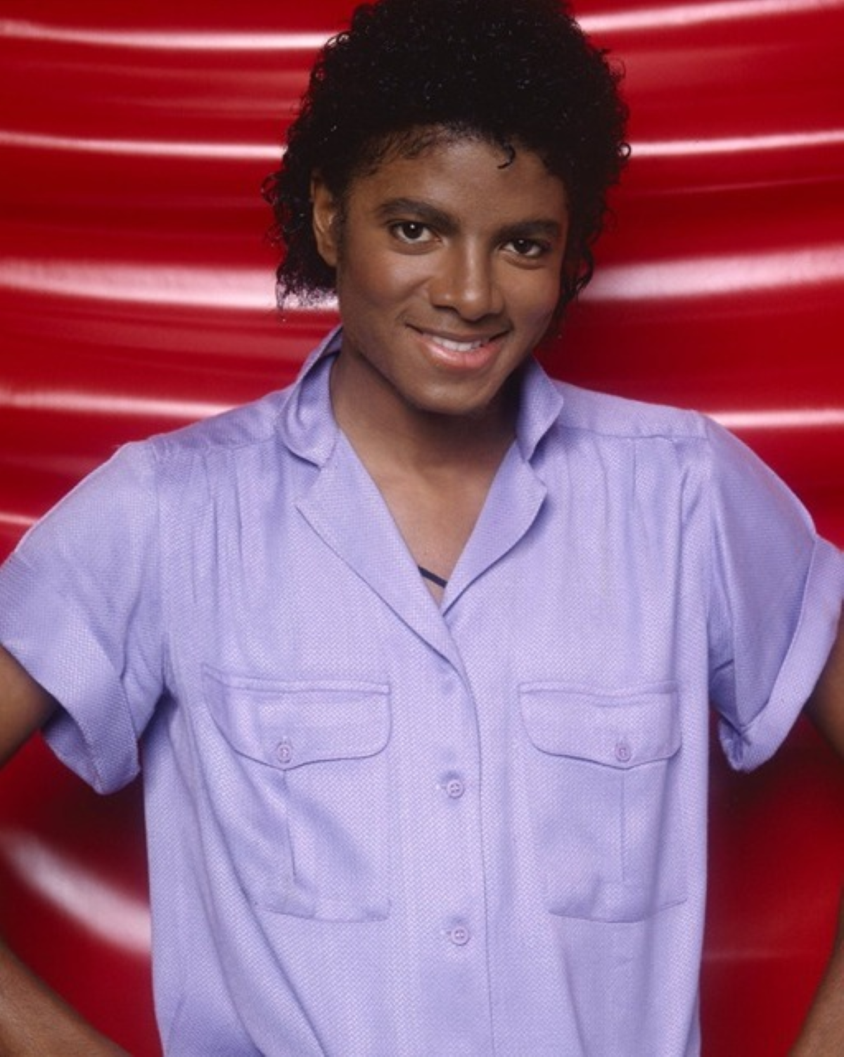 Michael Jackson en una sesión de fotos de 1980, durante la era de «Off the Wall»