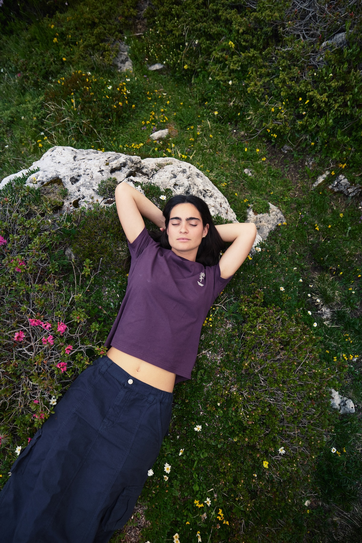 Imagen de la nueva campaña de Blue Banana para presentar «Stone Garden»