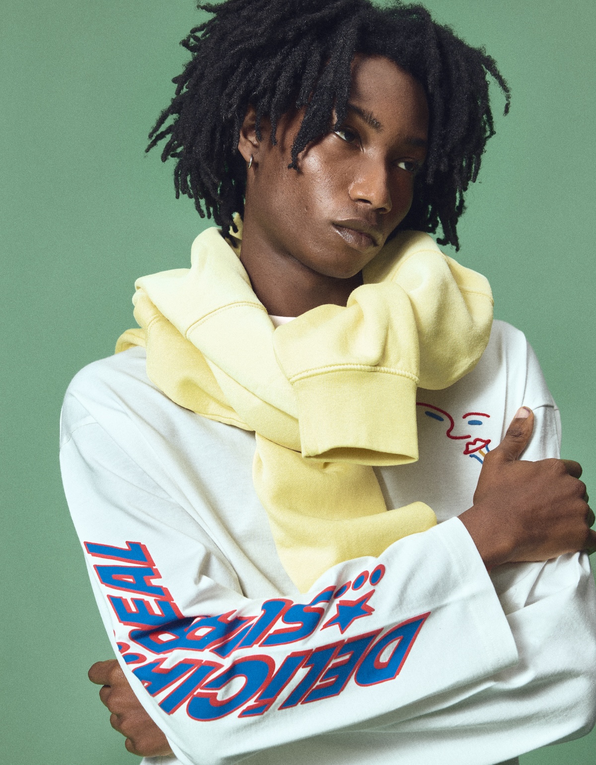 Imagen de la campaña «Curated by» de Bershka con Jun Ioneda