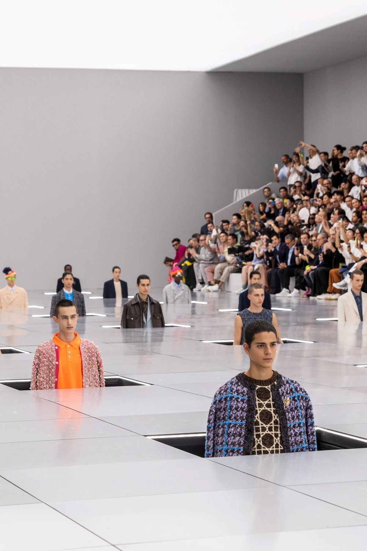 Desfile de la colección Dior Men Summer 2024 (Primavera/Verano 2024), diseñado por Kim Jones en junio de 2023. Imagen: @diorbykimjones