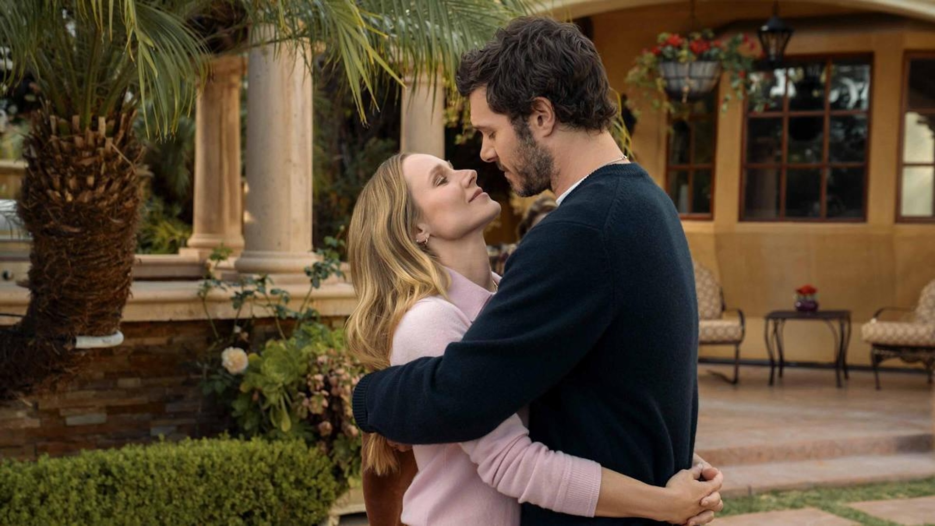 Kristen Bell y Adam Brody interpretan a Joanne y Noah en la serie de comedia romántica de Netflix «Nadie quiere esto»