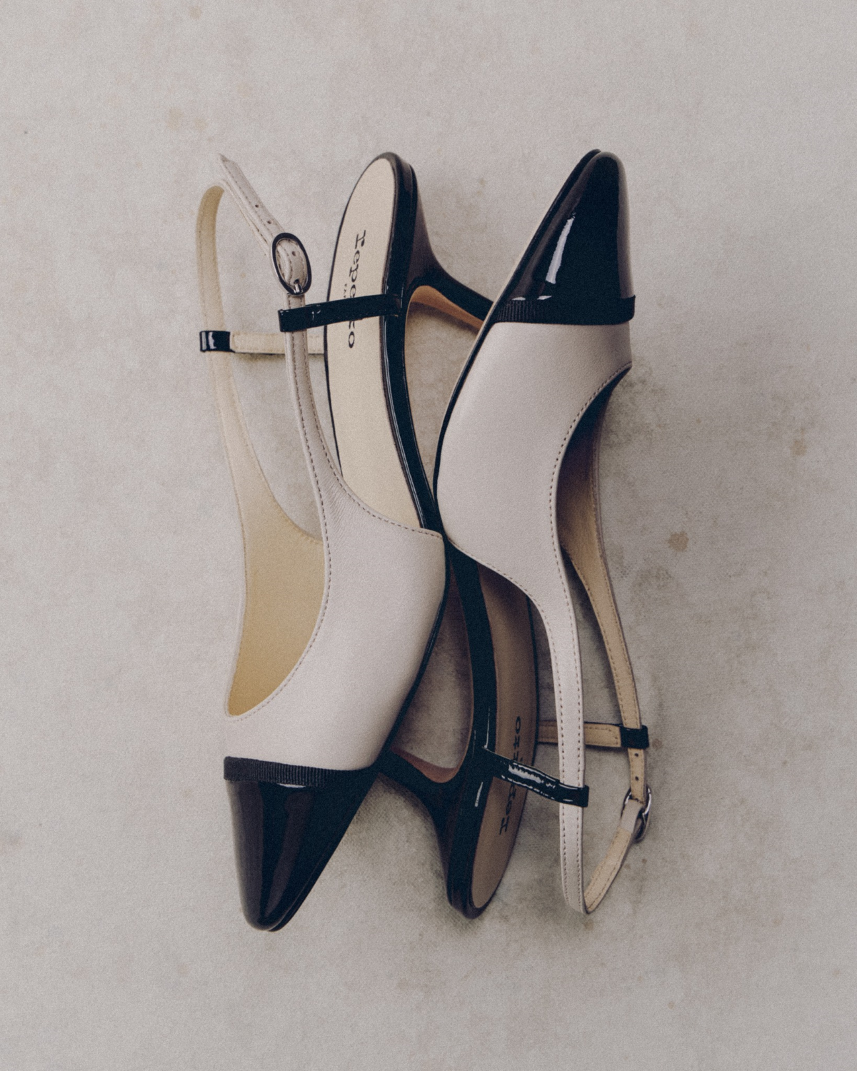Astrid Slingback de Repetto, zapato de tacón de punta contrastada de la nueva colección otoño-invierno 2026