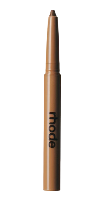 Perfilador labial marrón «Peptide Lip Shape», de Rhode, en el tono «Jump». Un lápiz diseñado para definir y realzar la forma de los labios con un acabado natural