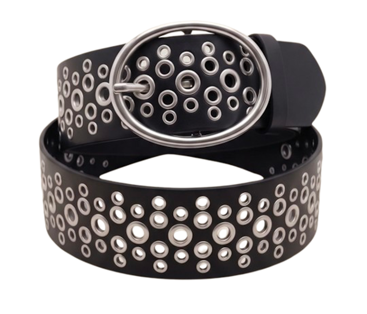 Cinturón de tachuelas negro de Micuir, perfecto para dar protagonismo a la cintura. Precio: 139,95 €