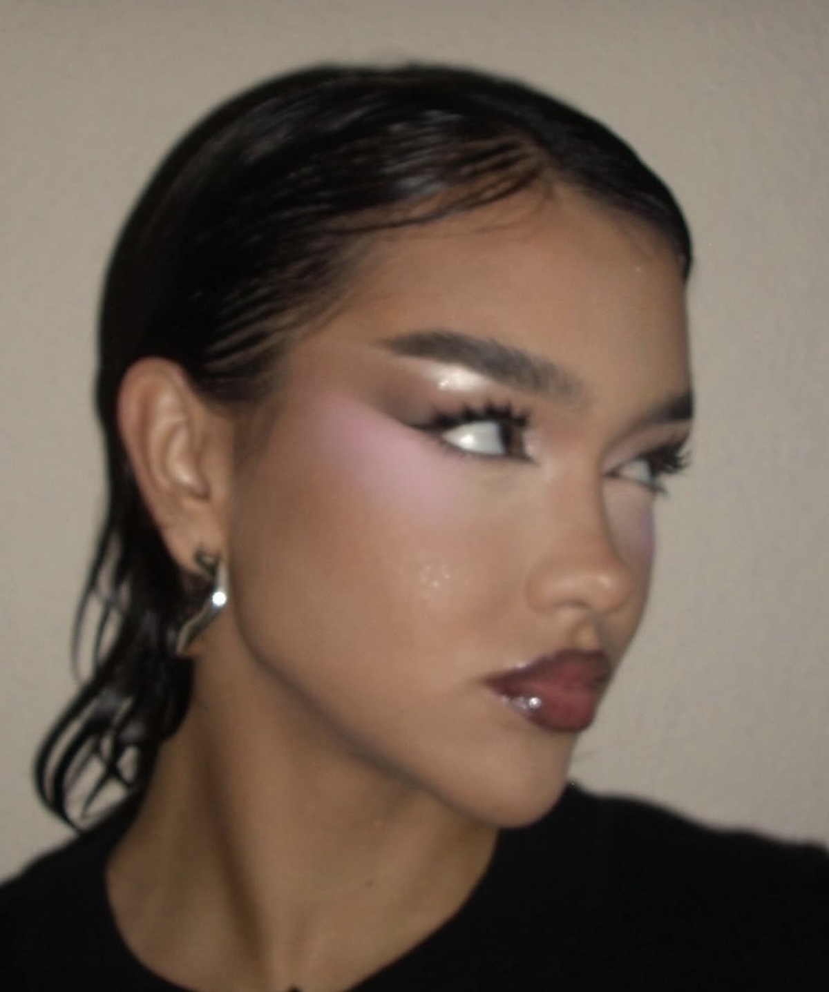 Maquillaje con «Igari bush». Imagen: @makeupxcervera