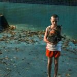 Fotograma de «Devuélvemela» (2025), la película de terror de los hermanos Philippou que recomendamos para ver en Halloween. Imagen: fotograma oficial de la película