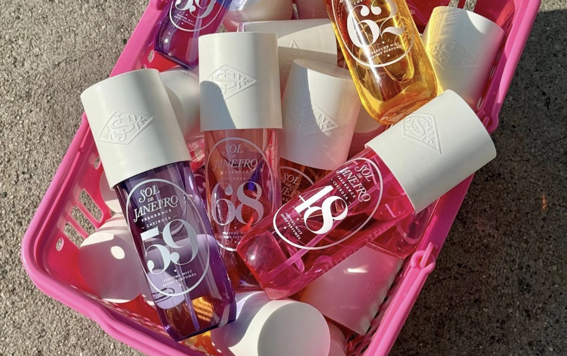 Los «body mists» se consolidan como una alternativa más ligera, versátil y sofisticada al perfume tradicional. Imagen: cortesía de Sol de Janeiro